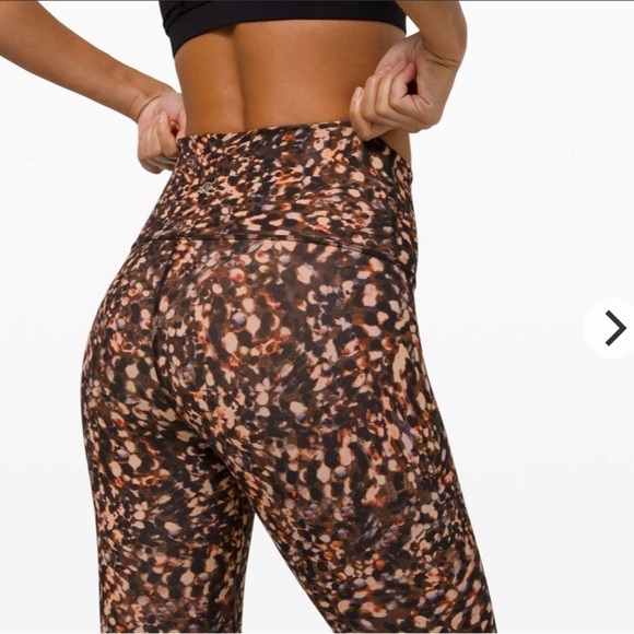 Lululemon Wunder Train High-Rise Crop 21" 476 - Picture 1 of 10